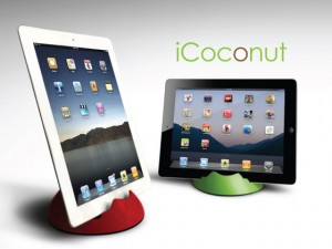 ココナッツから作られた世界初のiPadスタンド『iCoconut』