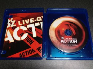 B'z LIVE-GYM 2008 -ACTION-のパッケージを開けてみたところ